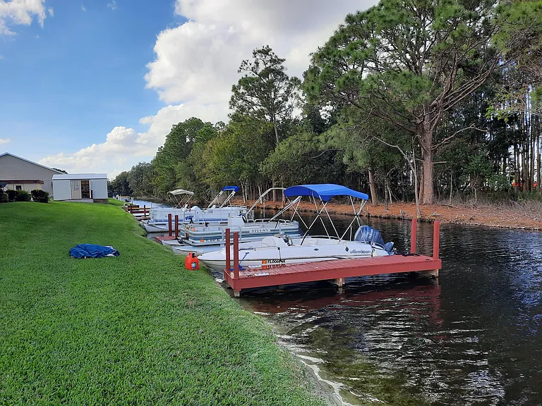 121 Country Club Dr #203 — Photo 3