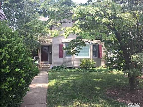 2nd image of 54 Prescott St