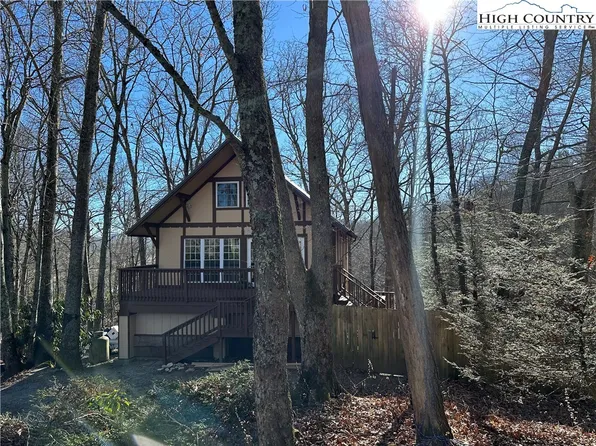 321 Temple Spring Lane, Newland, NC 28657