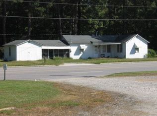 8472 W Mount Dr, Rocky Mount, NC 27803