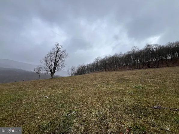 Hunting Ground Rd, Circleville, WV 26804
