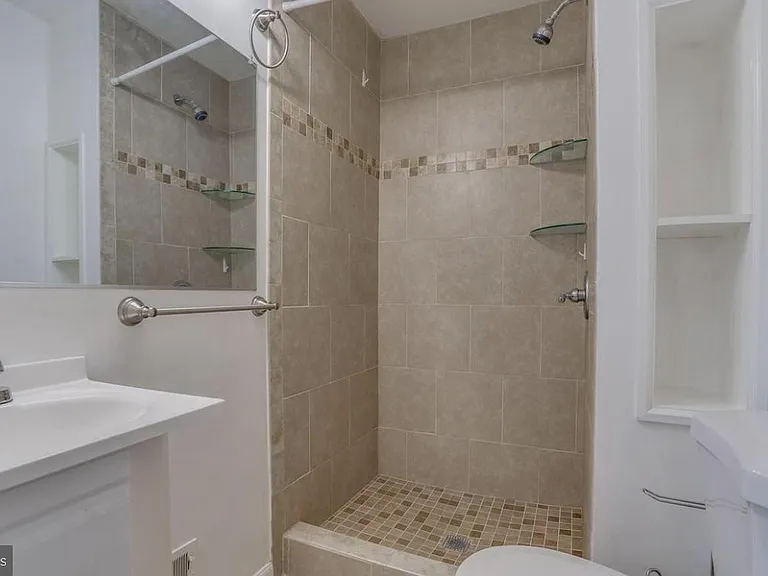 2801 Reign St — Photo 18
