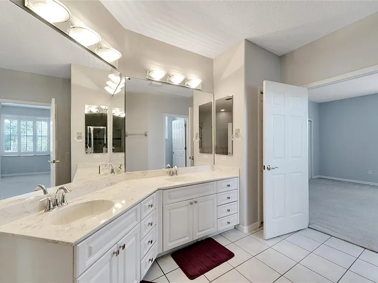 17904 Cachet Isle Dr — Photo 49