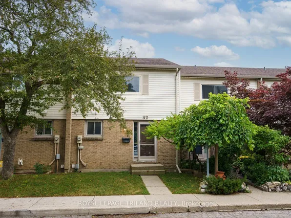 1600 Culver Dr #32, London, ON N5V 3H5