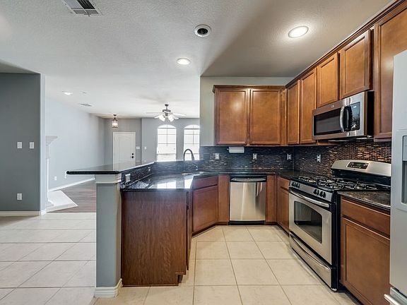4th image of 4105 Indian Run Dr