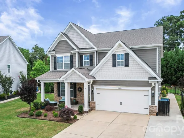 5021 Shadowbrook Rd, Waxhaw, NC 28173