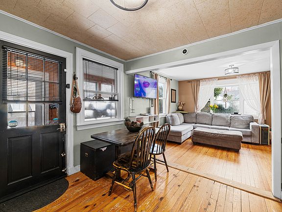 5th image of 14 Mathews Avenue