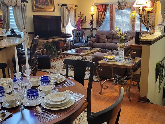 2nd image of 10546 Windsor Lake Ct