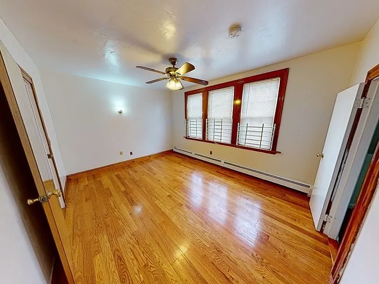 1 Normandy St #3 — Photo 16