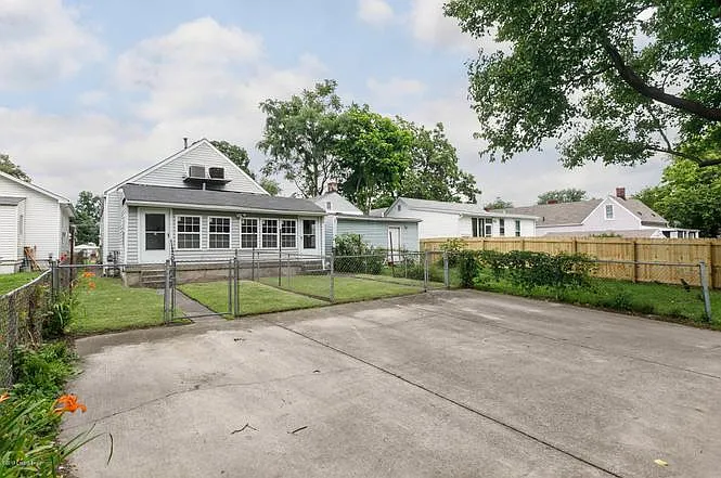 1 bed, 1000 sqft, $1,000 — Photo 2
