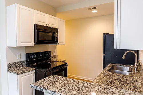116 America St #B Photo 1