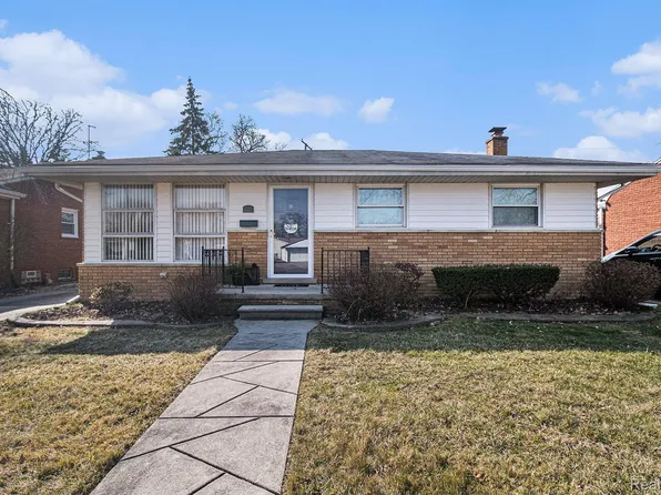 20450 Kenmore Ave, Harper Woods, MI 48225