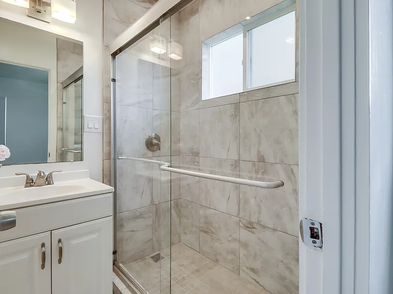 1024 Turquoise St #A — Photo 26