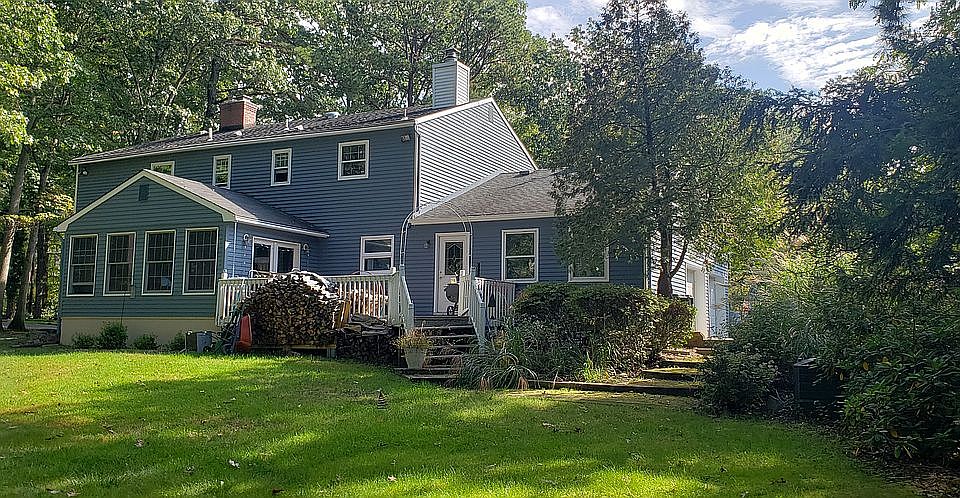 2nd image of 11 Crommelin Ct