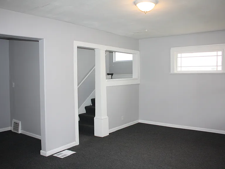 5632 Highland Ave — Photo 10