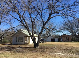 1722 Pipeline Rd, Cleburne, TX 76033