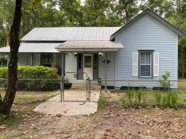 6 Dickson St, Sopchoppy, FL 32358