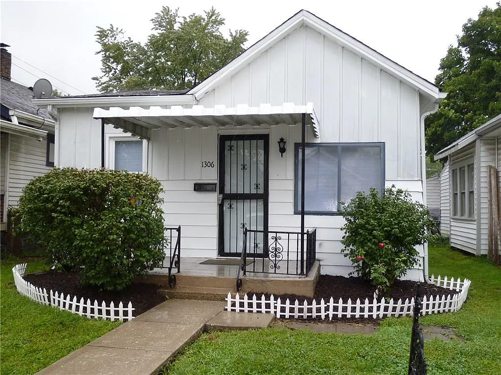 1306 N Grant Ave photo 1