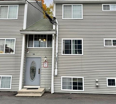 2nd image of 38 Walker St APT 10