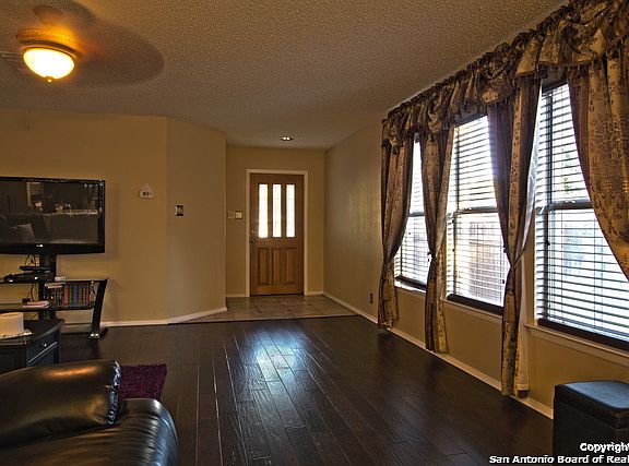 4th image of 13203 Regency Way