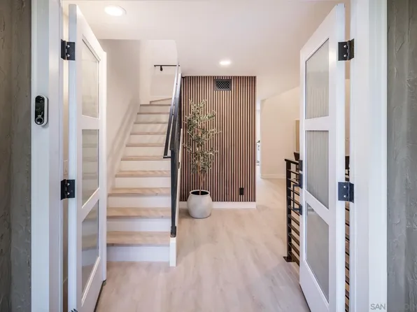 1999 Azure Way, Encinitas, CA 92024