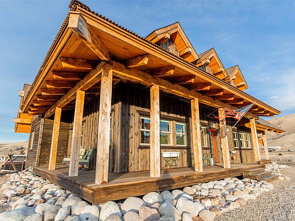 3rd image of 111 Boulder Patch Rd