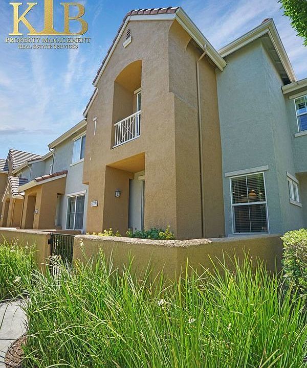 1st image of 1607 Dante Cir