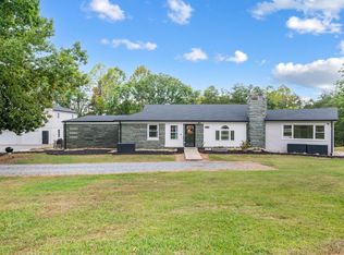 3270 Wards Rd, Altavista, VA 24517