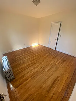 Rented by BRICK & GALO REALTY CORP | media 7