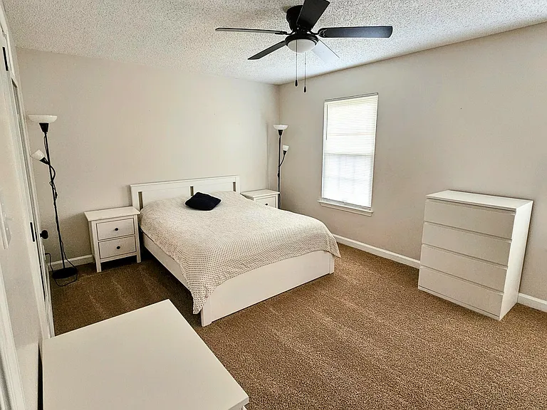 770 Spence Cir — Photo 14