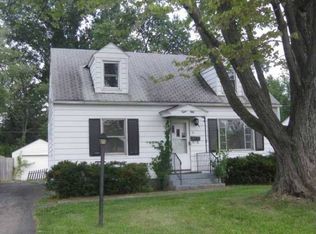 850 S James Rd, Columbus, OH 43227