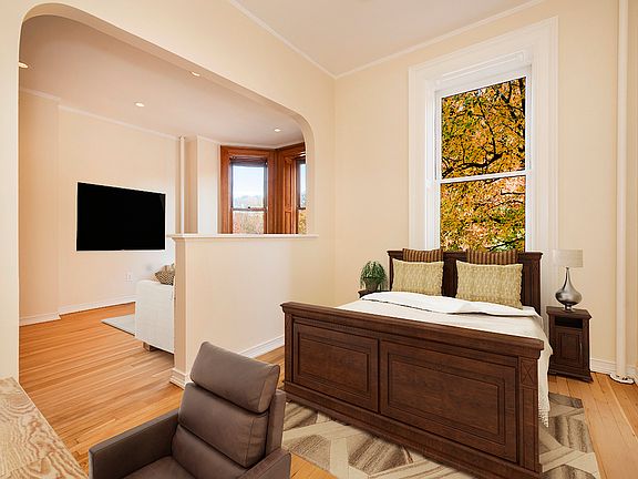 3rd image of 103 Prospect Park W APT 3F
