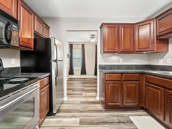 2nd image of 101 Westover Ave APT 205