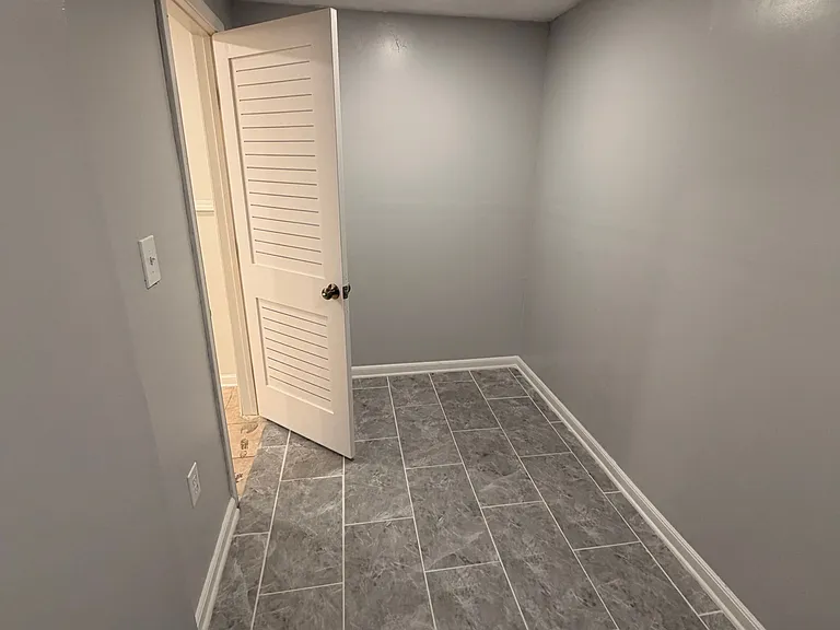 5040 Redan Rd #BASEMENT — Photo 30