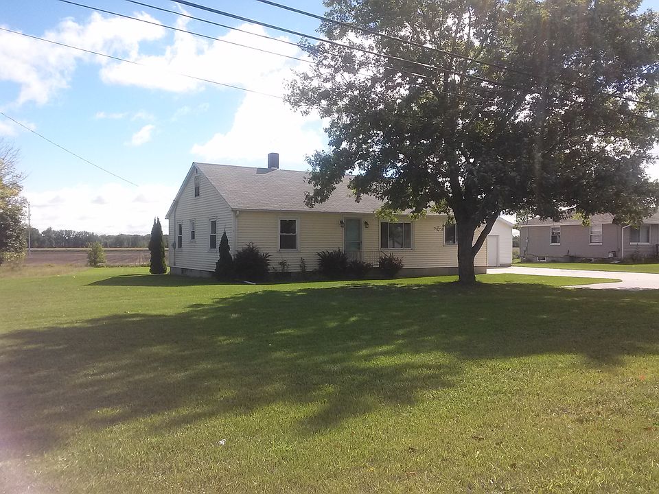 2nd image of 1795 S Huron Rd