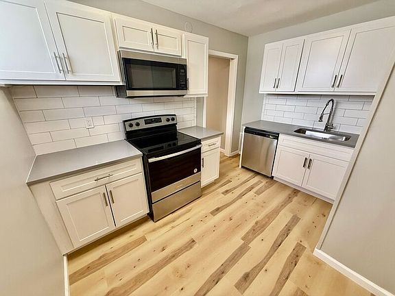 3rd image of 6265-75 Gravois Ave #6275