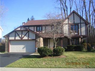 2740 Stoneleigh Dr, Toledo, OH 43617