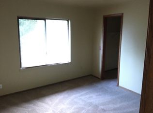 9115 244th St SW, Edmonds, WA 98026