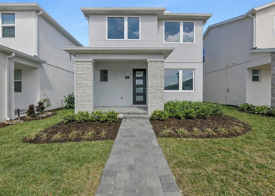 1st image of 1821 CROWNCREST DRIVE