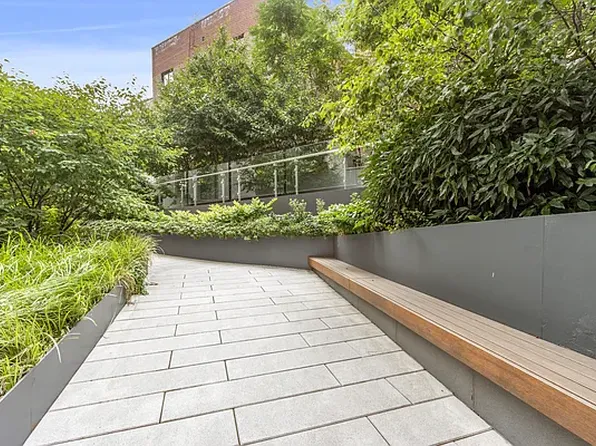 180 6th Avenue image 23 of 28