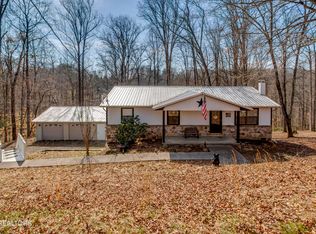 521 Sourdough Hollow Rd, Kodak, TN 37764