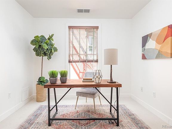 4th image of 1631 N Emerson St APT 211