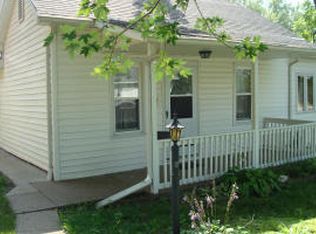 102 Pond St, Muscatine, IA 52761