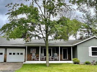 516 Mercer St, East Tawas, MI 48730