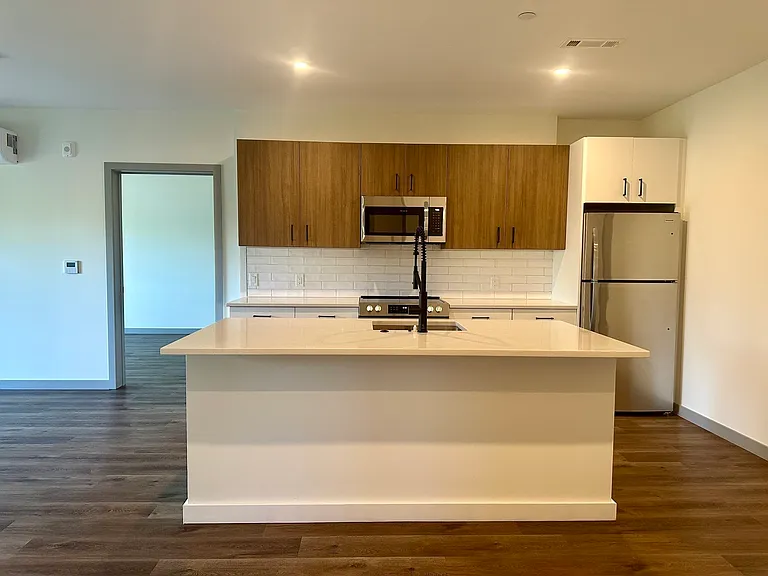 203 Lowell St #105 — Photo 4