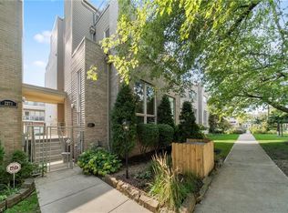 2266 W 5th St, Cleveland, OH
