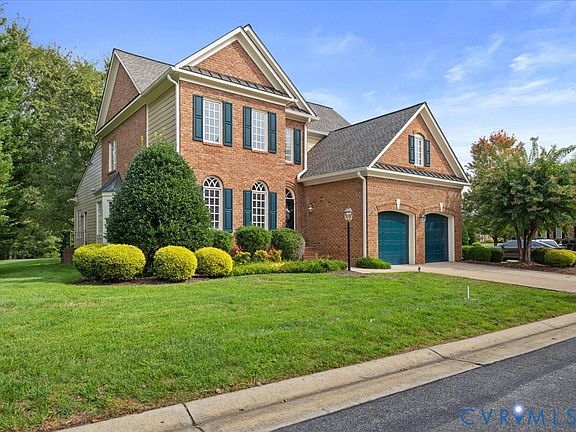 3rd image of 12126 Club Commons Dr