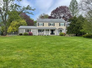 80 Margemere Dr, Fairfield, CT 06824