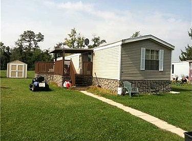 1st image of 136 Woodland Acres Ln