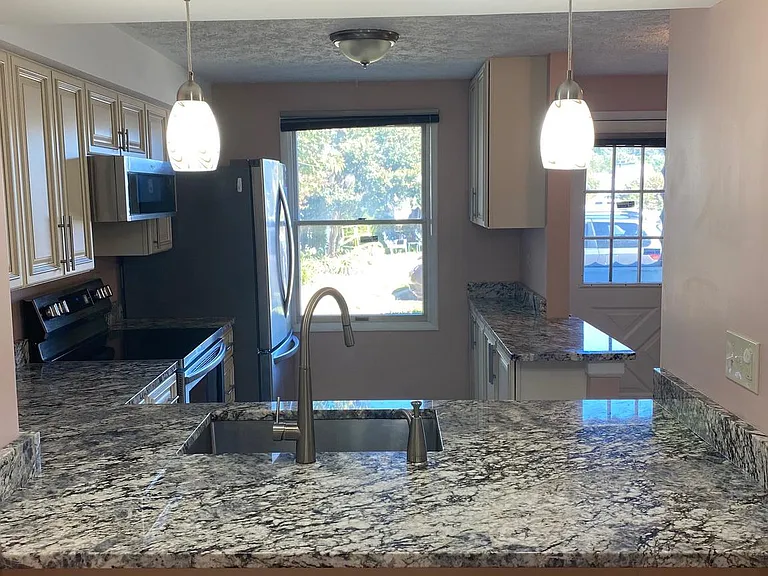 2846 S Meade St — Photo 5